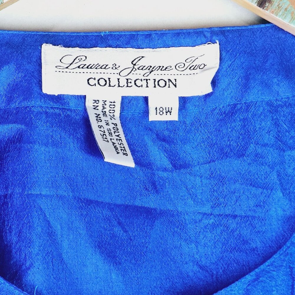 Vtg Laura & Jayne Two Collection Bright Blue Silky Big Button Pocket Blouse, 18W - Picture 3 of 6